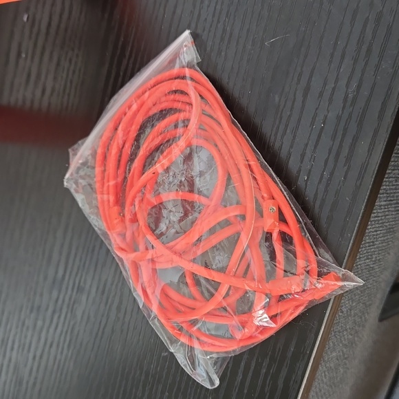 Orange high heels. - Picture 6 of 6